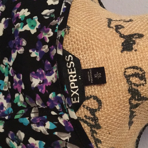 Express Top - Picture 4 of 4